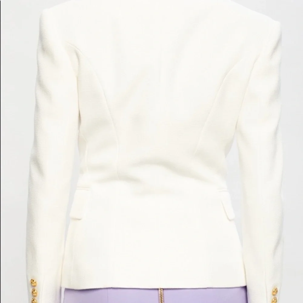 NEW BALMAIN DOUBLE-BREASTED BLAZER SIZE FR 36 US 04 COLOR BLANC GOLD BUTTONS - Picture 2 of 16